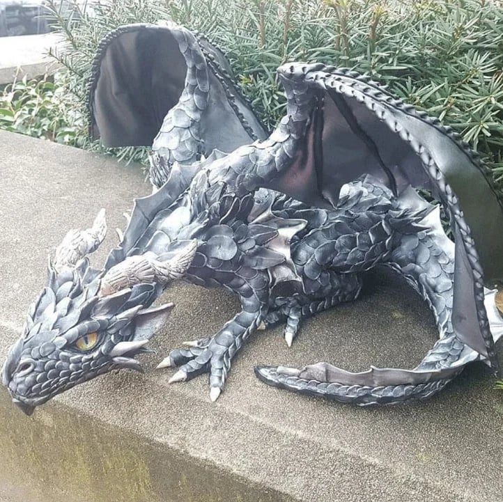 Garden Guardian - Big Squatting Dragon Art Sculpture